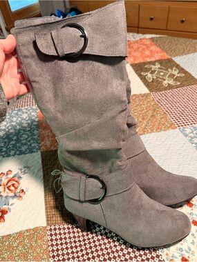 Women’s - Gray Slouch Mid Calf Heeled Boots Buckle Accent Size 9